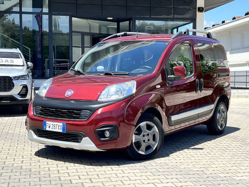 Fiat Fiorino qubo N1 1.3 mjt 95cv trekking del 2019 usata a Chieti