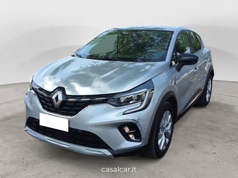 Renault Captur Plug-in Hybrid E-Tech 160 CV Intens del 2022 usata a Sala Consilina
