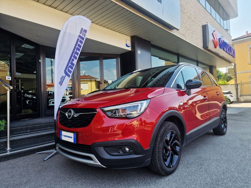 Opel Crossland X 1.2 Turbo 12V 110 CV Start&Stop aut. Ultimate del 2020 usata a San Vittore Olona