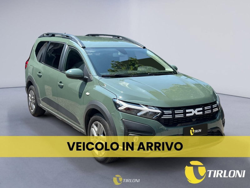 Dacia Jogger 1.0 tce Expression Gpl 100cv 7p.ti del 2023 usata a Milano