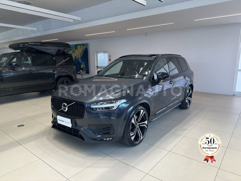 Volvo XC90 B5 (d) AWD Geartronic R-design del 2021 usata a Forli'