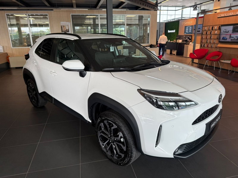 Toyota Yaris Cross Trend fwd 130cv e-cvt nuova a Piacenza