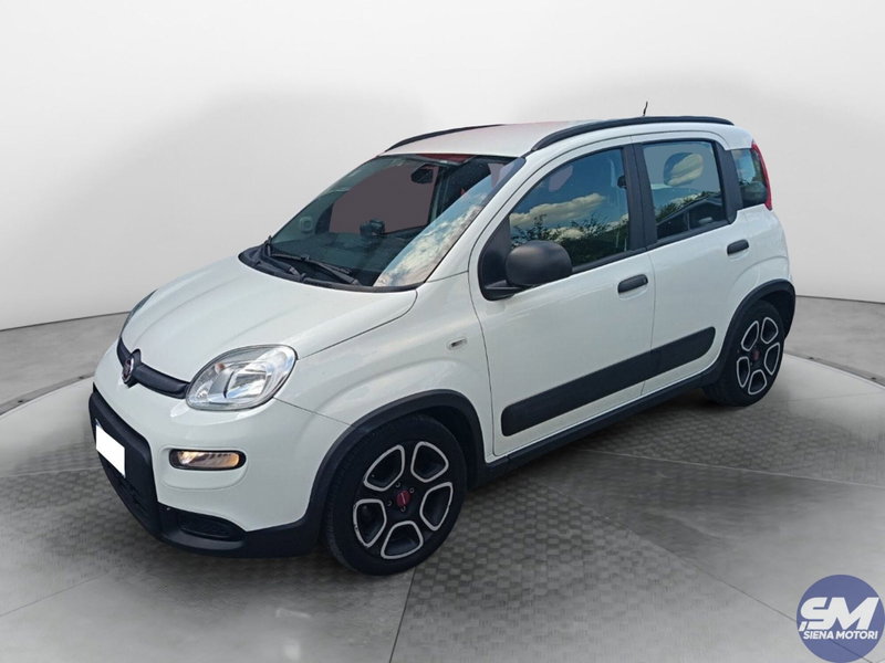 Fiat Panda 1.0 FireFly S&S Hybrid City Cross del 2022 usata a Siena