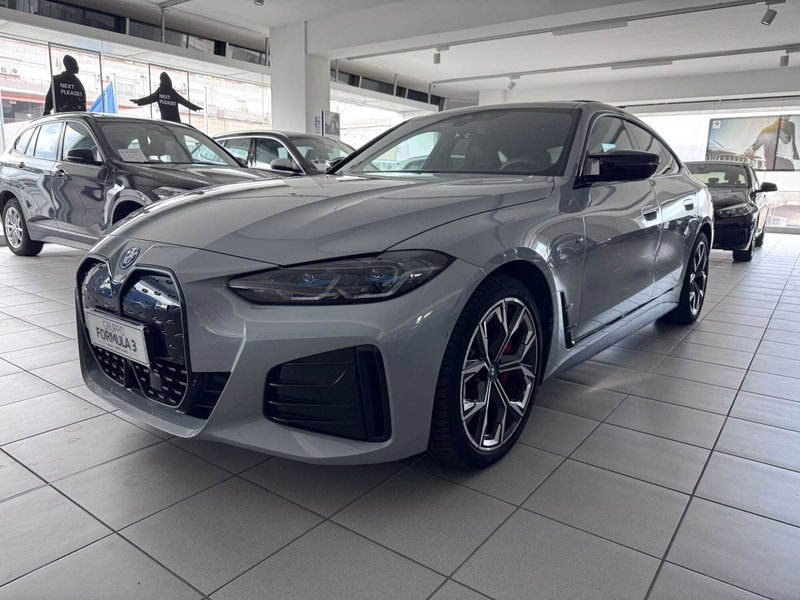 BMW i4 M50 del 2023 usata a Messina