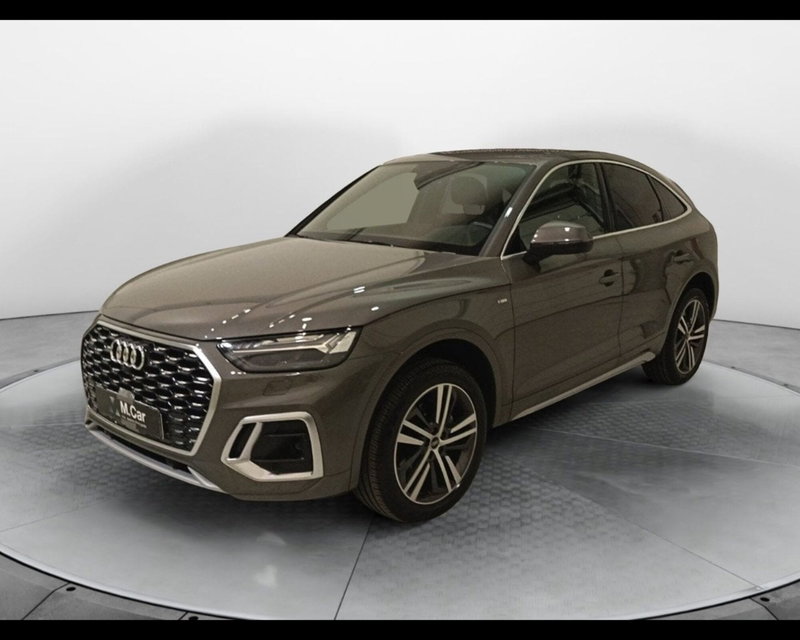 Audi Q5 Sportback Sportback 40 2.0 tdi mhev 12V quattro s-tronic del 2024 usata a Teverola
