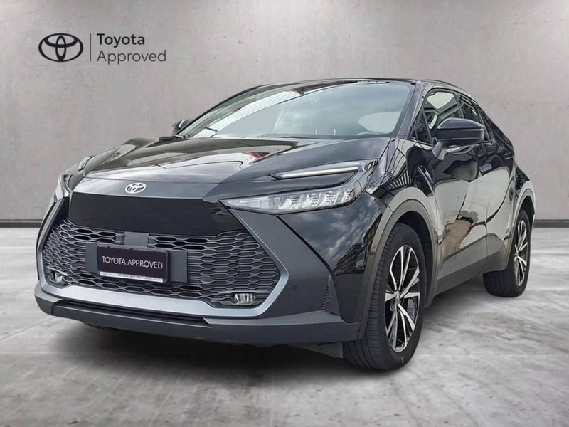 Toyota Toyota C-HR 2.0 phev Trend eco fwd e-cvt del 2024 usata a Torino