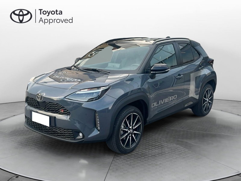 Toyota Yaris Cross 1.5h GR Sport Black Sky fwd 116cv e-cvt del 2025 usata a Bassano del Grappa