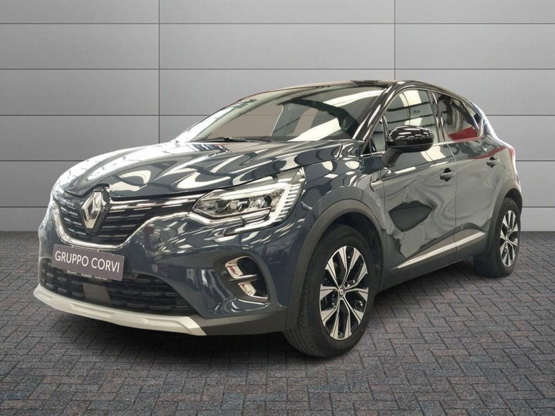 Renault Clio Full Hybrid E-Tech 140 CV 5 porte E-Tech del 2023 usata a Frascati