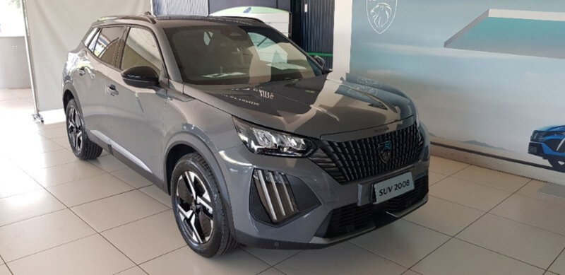 Peugeot 2008 1.2 turbo Allure 100cv nuova a Pordenone