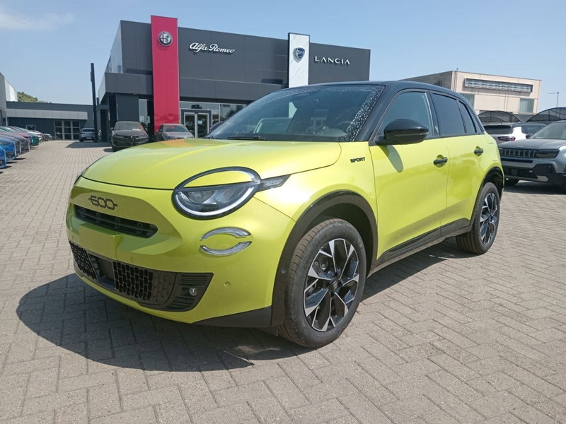 Fiat 600 1.2 hybrid Sport 145cv auto nuova a Alessandria