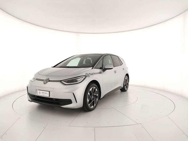Volkswagen ID.3 Pro Performance Active nuova a Arezzo