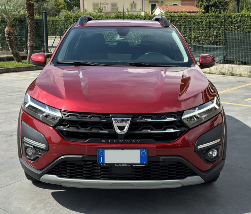 Dacia Sandero Stepway 1.0 TCe 100 CV ECO-G Comfort del 2022 usata a Sora