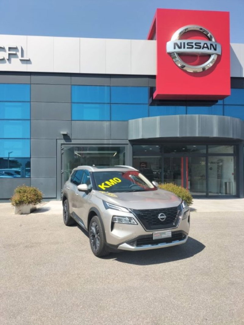 Nissan X-Trail 1.5 e-power Tekna 2wd auto nuova a Lucca