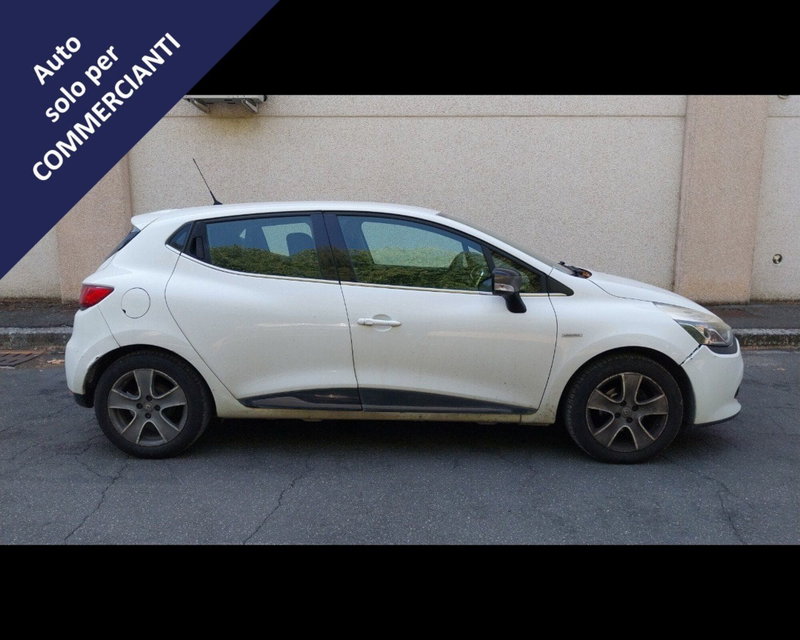Renault Clio 1.5 dCi 8V 90CV 5 porte Costume National del 2014 usata a Cesena