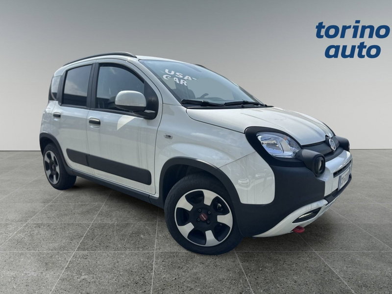Fiat Panda Cross Cross 1.0 FireFly S&S Hybrid del 2024 usata a Torino