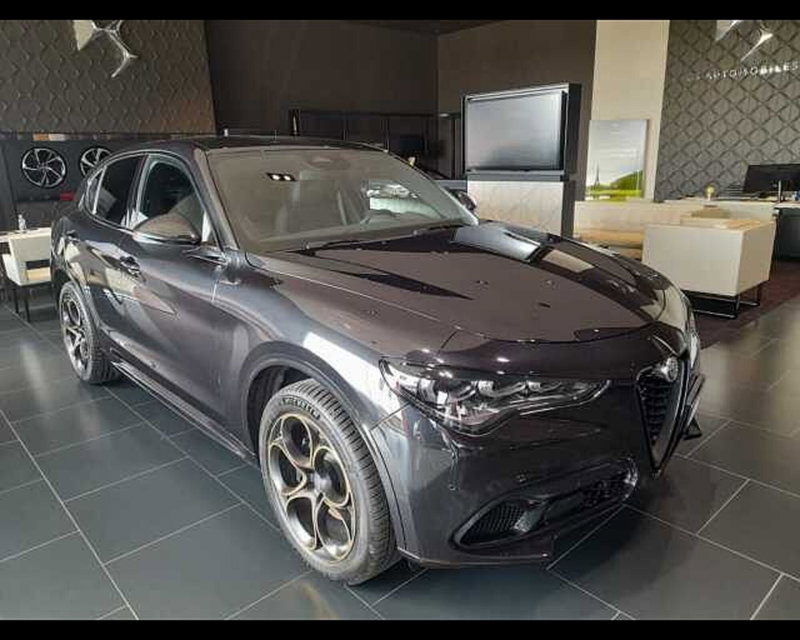 Alfa Romeo Stelvio 2.2 t Intensa Q4 210cv auto del 2025 usata a Alessandria