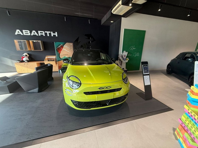 Fiat 600 1.2 hybrid Sport Edizione Milano Cortina 2026 145cv auto nuova a Ceccano