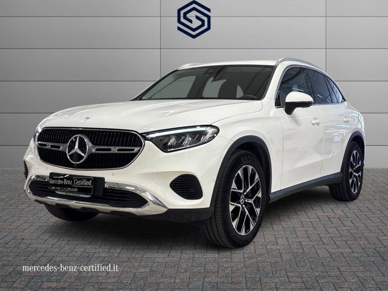 Mercedes-Benz GLC 220 d 4Matic Mild Hybrid AMG Premium Plus del 2024 usata a Elmas