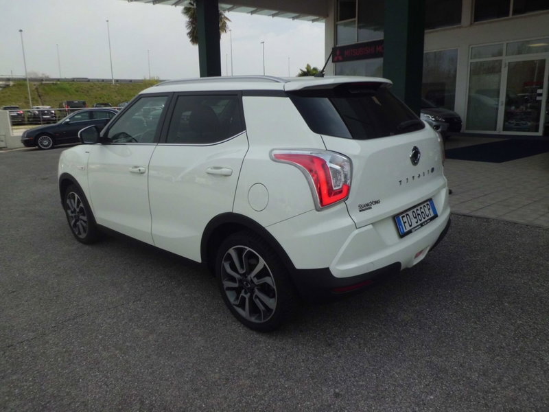 Ssangyong Tivoli 1.6 2WD Go del 2016 usata a Pordenone