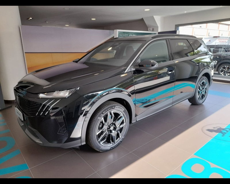 Peugeot 5008 1.2 hybrid Allure 145cv e-dcs6 nuova a Alessandria