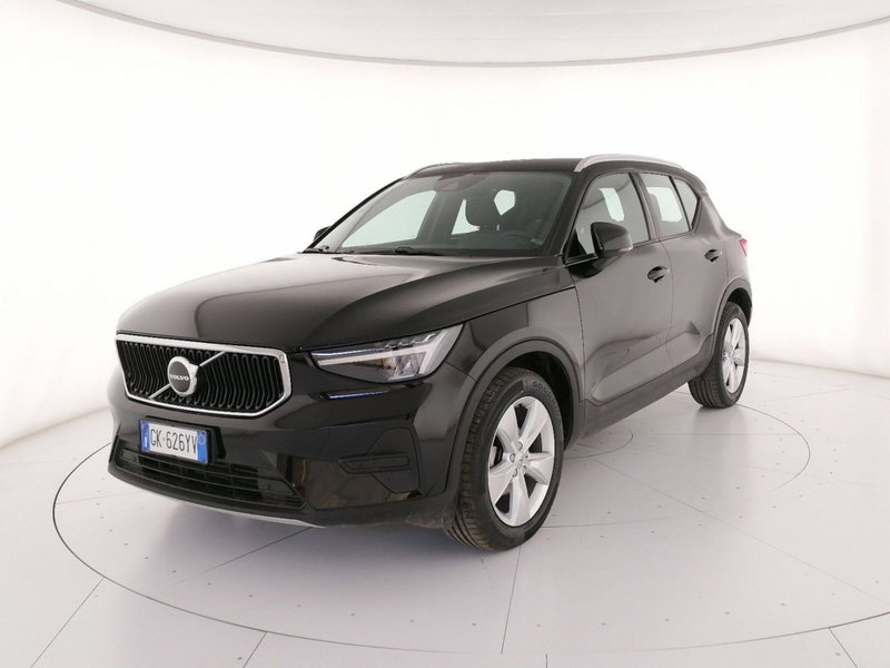 Volvo XC40 T2 automatico Core del 2022 usata a Roma