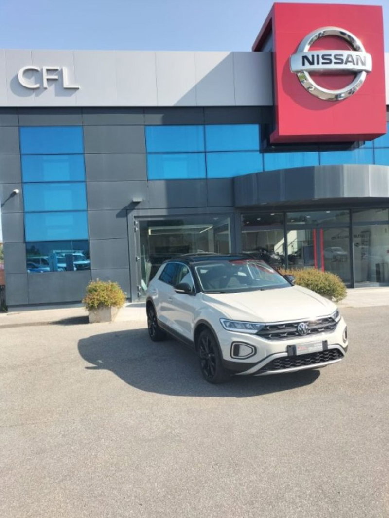Volkswagen T-Roc 1.0 TSI Style del 2023 usata a Lucca