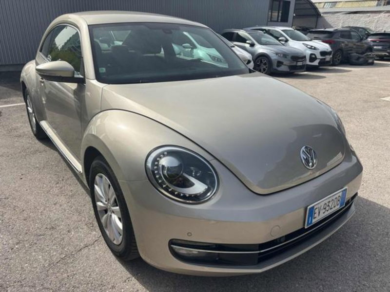 Volkswagen Maggiolino 1.2 TSI Design del 2014 usata a Pesaro