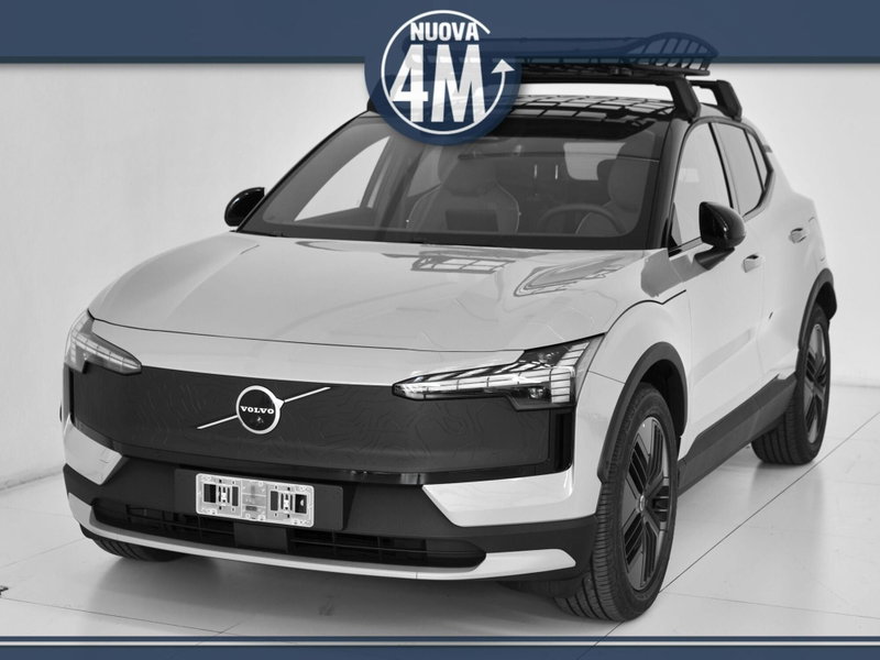 Volvo EX30 Cross Country Twin Motor Performance Ultra awd nuova a Prato