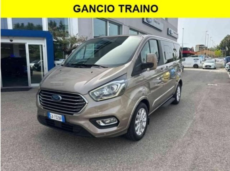 Ford Tourneo Custom 320 2.0 TDCi 130CV MHEV PC Titanium del 2020 usata a Imola