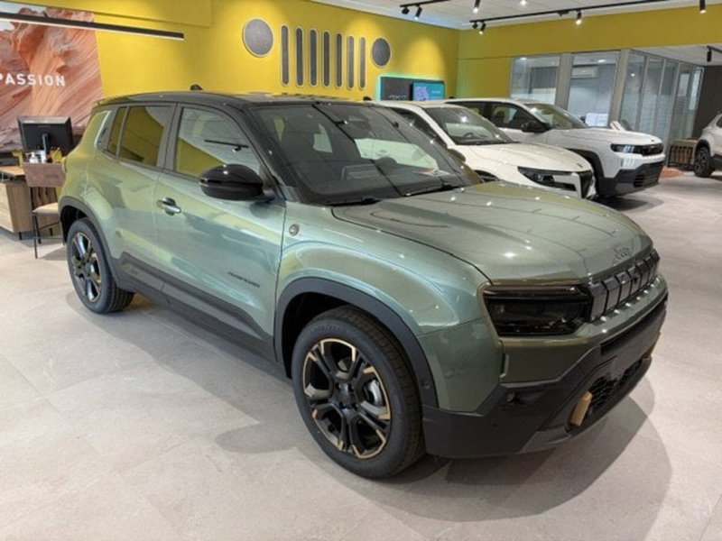 Jeep Avenger 1.2 turbo e-hybrid mhev 85th Anniversary 4xe 145cv edct6 nuova a Benevento
