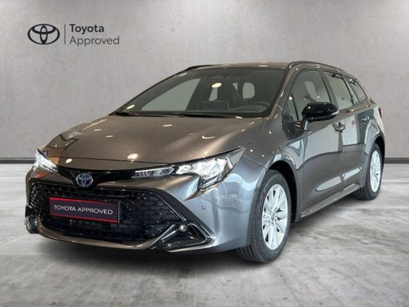 Toyota Corolla Touring Sports Active 1.8 Hybrid  Tech nuova a Albano Vercellese