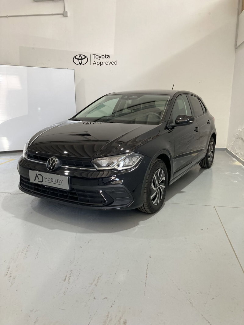 Volkswagen Polo 1.0 Young 80cv nuova a Barletta