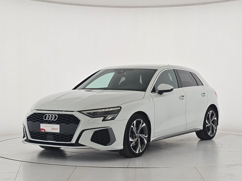 Audi A3 Sportback 35 TDI S line edition del 2023 usata a Fossano