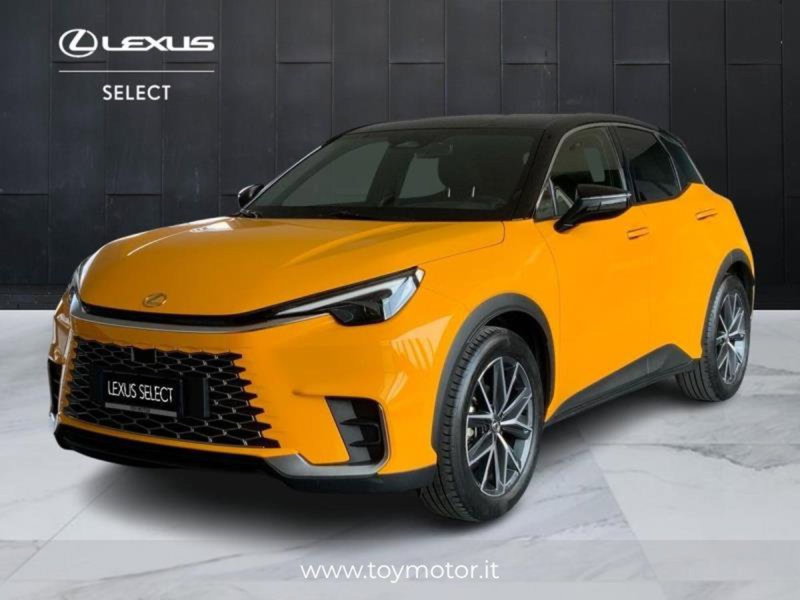 Lexus LBX 1.5 hybrid Emotion 4wd del 2024 usata a Citta' di Castello