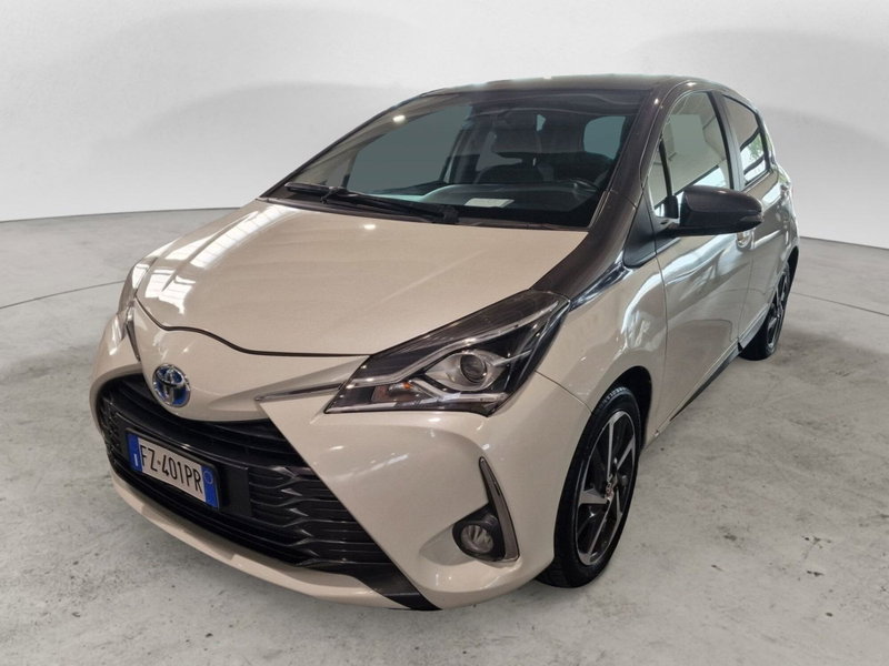 Toyota Yaris 1.5 Hybrid 5 porte Y20 Bitone del 2019 usata a Rivoli