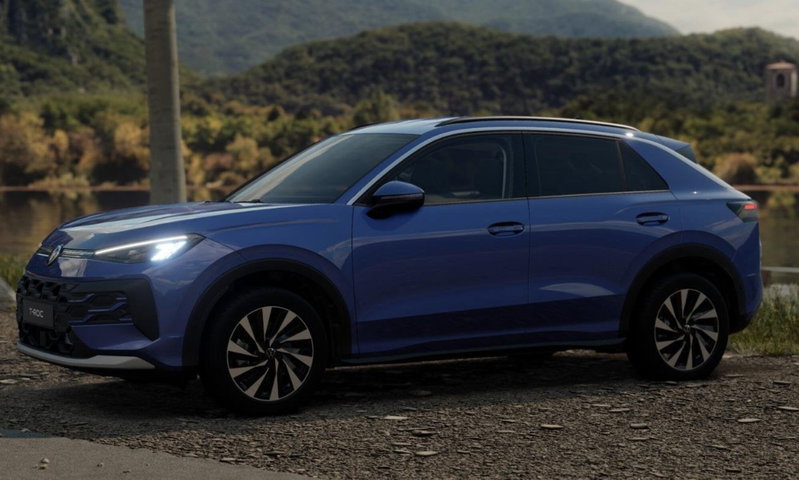 Volkswagen T-Roc 1.5 etsi Life 115cv dsg nuova a Bologna