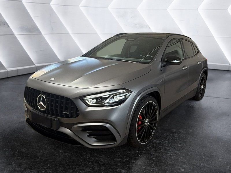 Mercedes-Benz GLA SUV 35 4Matic AMG del 2024 usata a Napoli