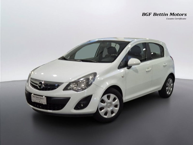 Opel Corsa 1.2 85CV 5 porte GPL-TECH Edition del 2015 usata a Piove di Sacco