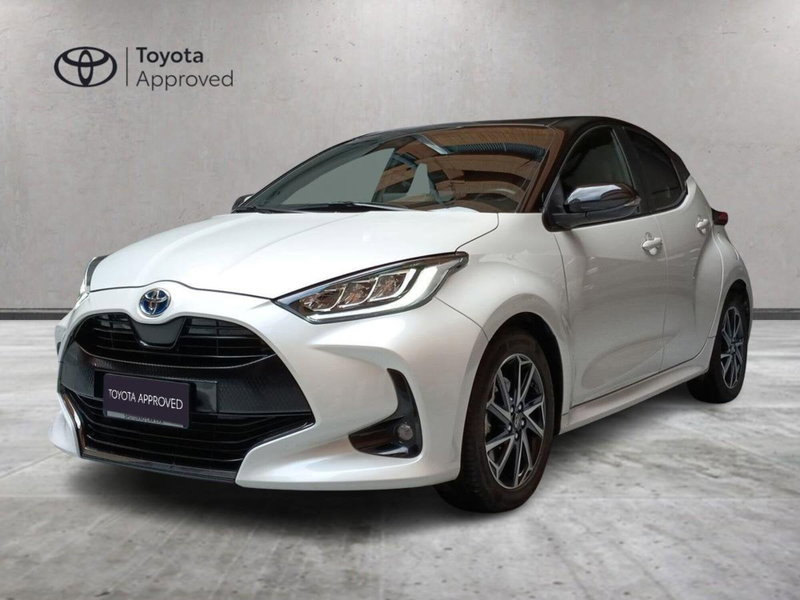 Toyota Yaris 1.5 Hybrid 5 porte Style del 2023 usata a Milano