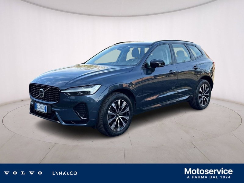 Volvo XC60 B4 (d) AWD automatico Plus Dark del 2023 usata a Parma