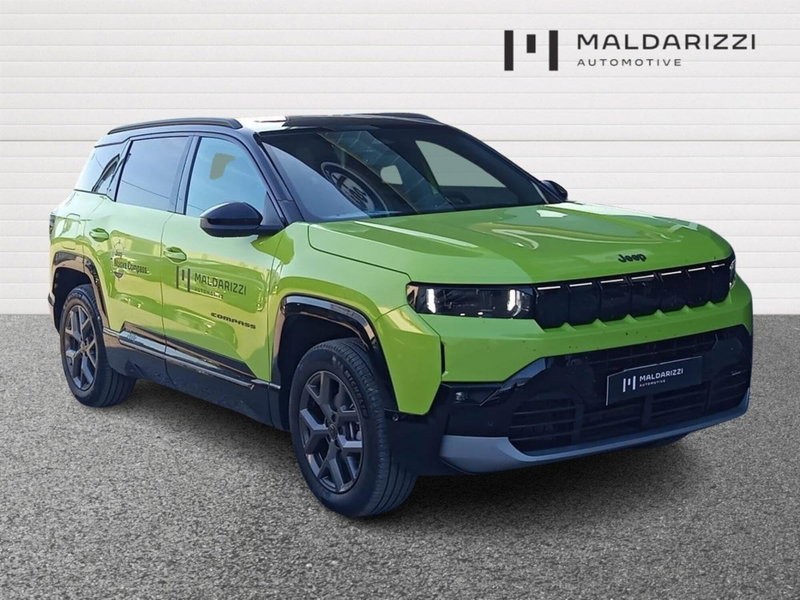 Jeep Compass 1.2 turbo e-hybrid mhev First Edition fwd 145cv edct6 del 2025 usata a Bari