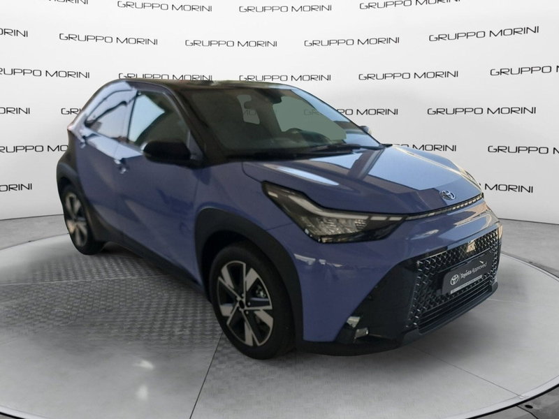 Toyota Aygo X 1.5 hybrid Icon e-cvt nuova a Bologna