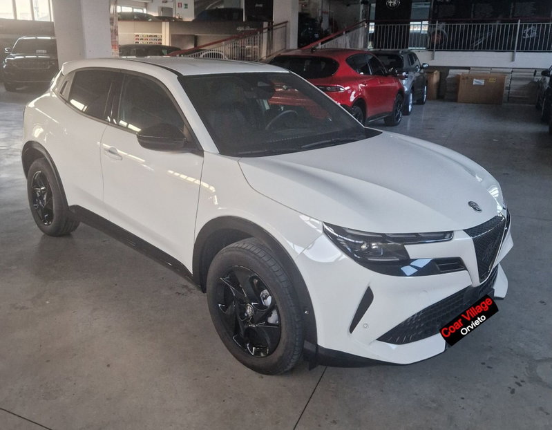 Alfa Romeo Junior 1.2 ibrida Ti 145cv edct6 del 2026 usata a Orvieto