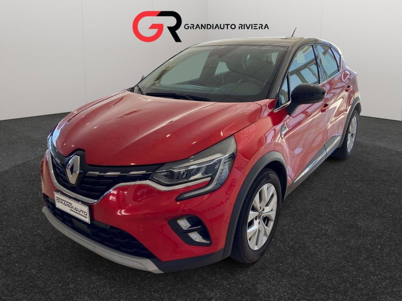 Renault Captur Blue dCi 115 CV EDC Intens del 2021 usata a Casale Monferrato