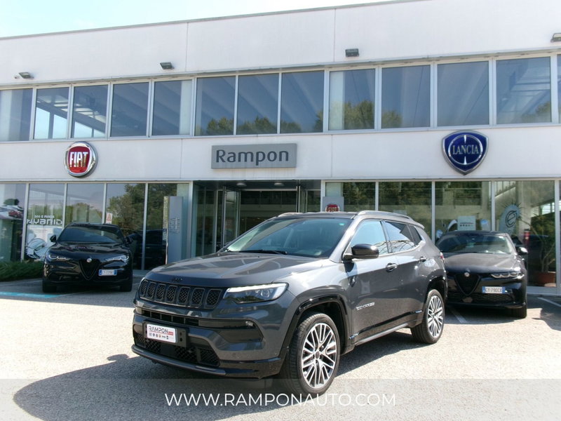 Jeep Compass 1.5 turbo t4 mhev Summit 2wd 130cv dct del 2025 usata a San Dona' Di Piave